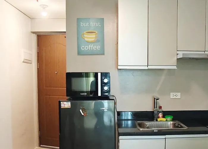 アパートホテル The Beacon Makati By Christine Ph Near Greenbelt Mall マニラ市