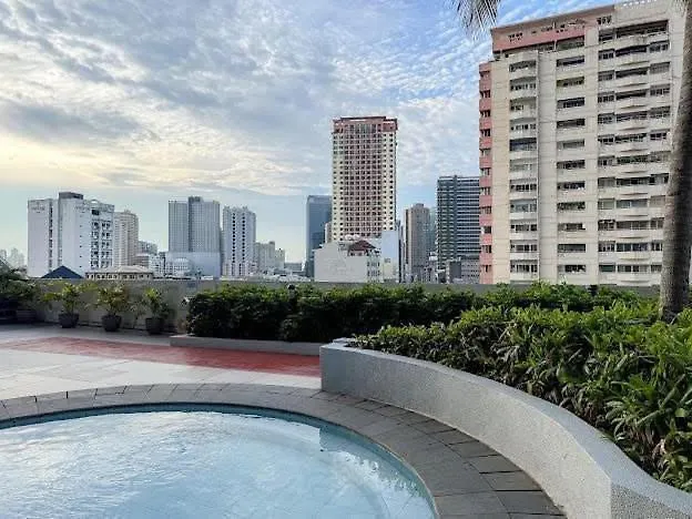 アパートホテル The Beacon Makati By Christine Ph Near Greenbelt Mall マニラ市