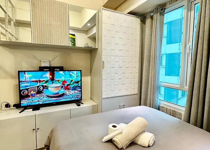 The Beacon Makati By Christine Ph Near Greenbelt Mall アパートホテル 3*