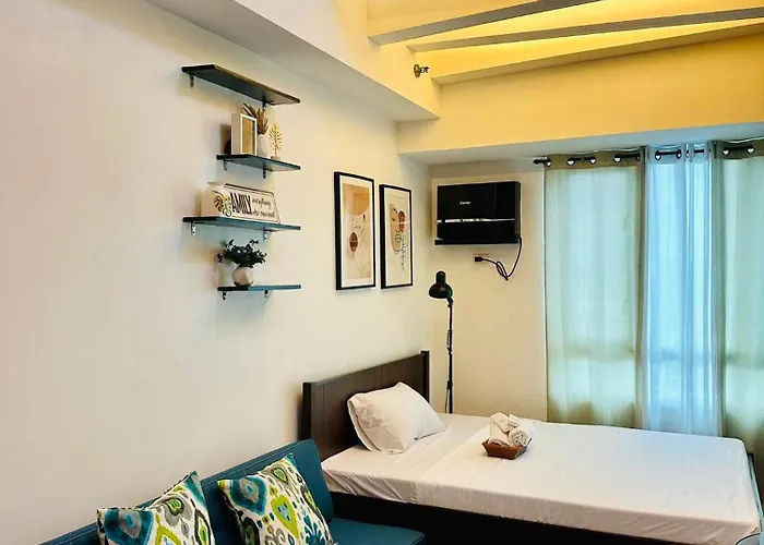 The Beacon Makati By Christine Ph Near Greenbelt Mall アパートホテル