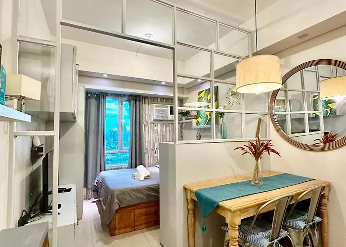 The Beacon Makati By Christine Ph Near Greenbelt Mall アパートホテル 3*