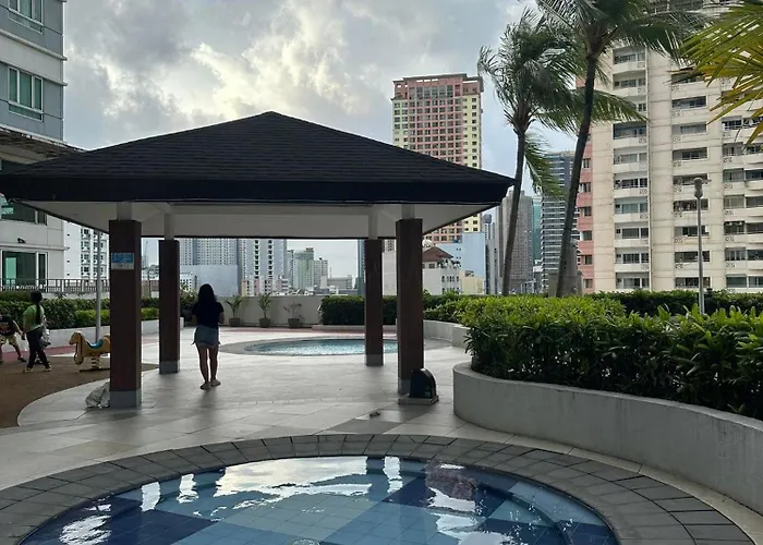アパートホテル The Beacon Makati By Christine Ph Near Greenbelt Mall
