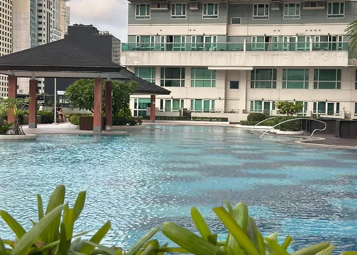 The Beacon Makati By Christine Ph Near Greenbelt Mall アパートホテル