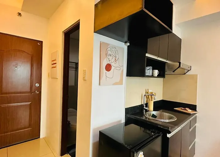 The Beacon Makati By Christine Ph Near Greenbelt Mall 3*